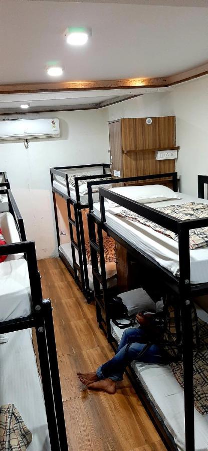 Comfort Stay Hostel New Delhi Extérieur photo